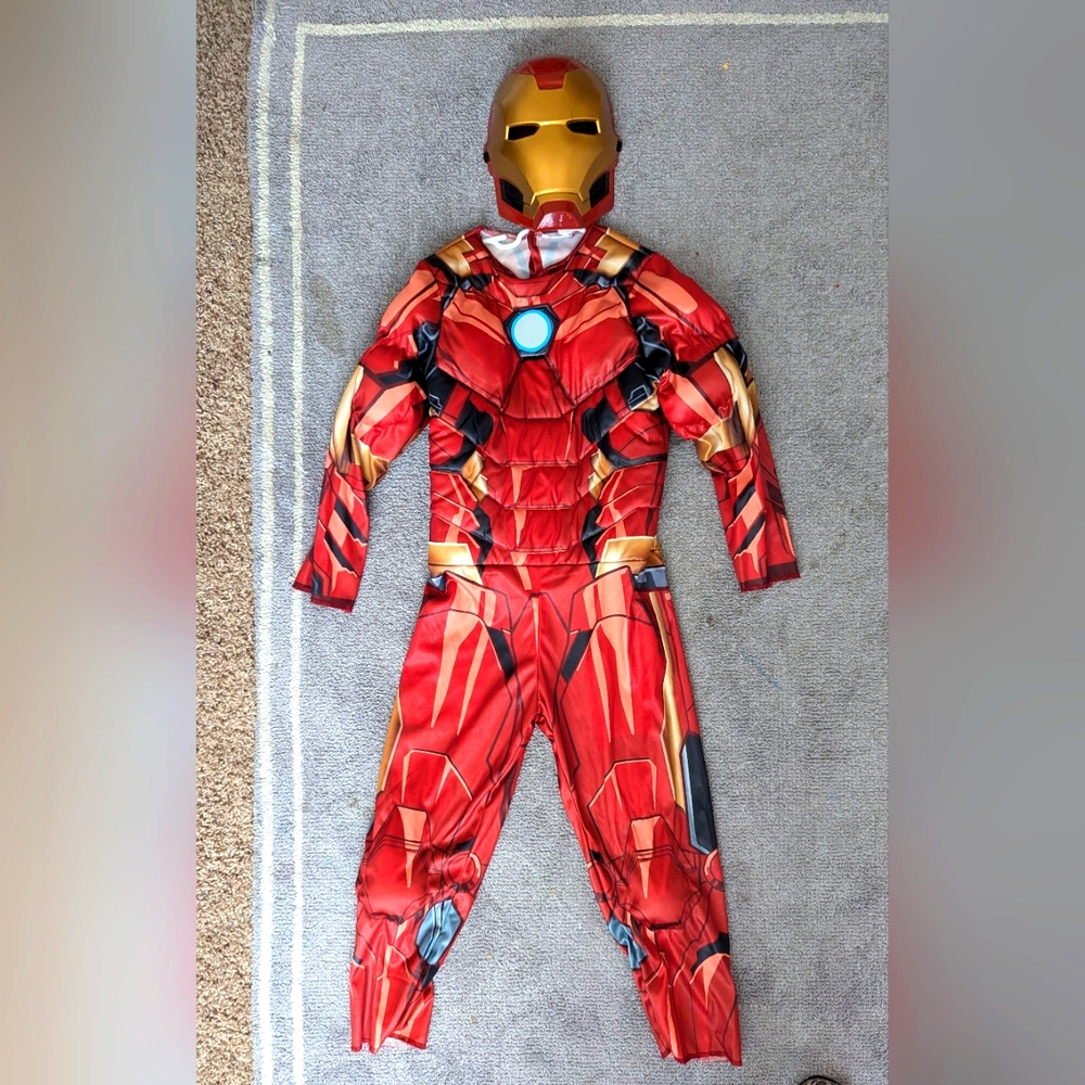 Iron Man child costume size small 4-7